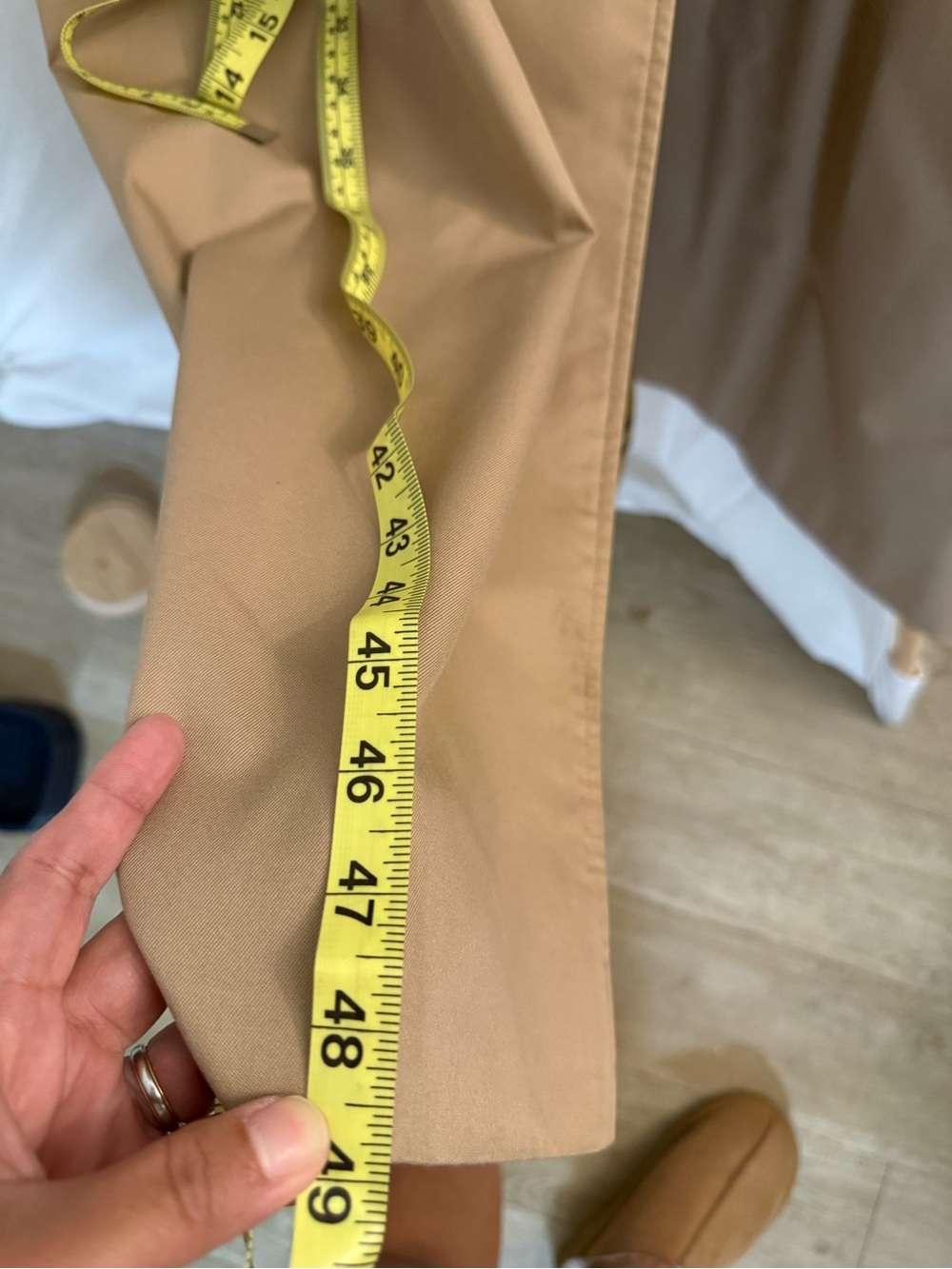 Burberry Beige Women's Trench Coat with Gold Lining Detail - Picture 11 of 11